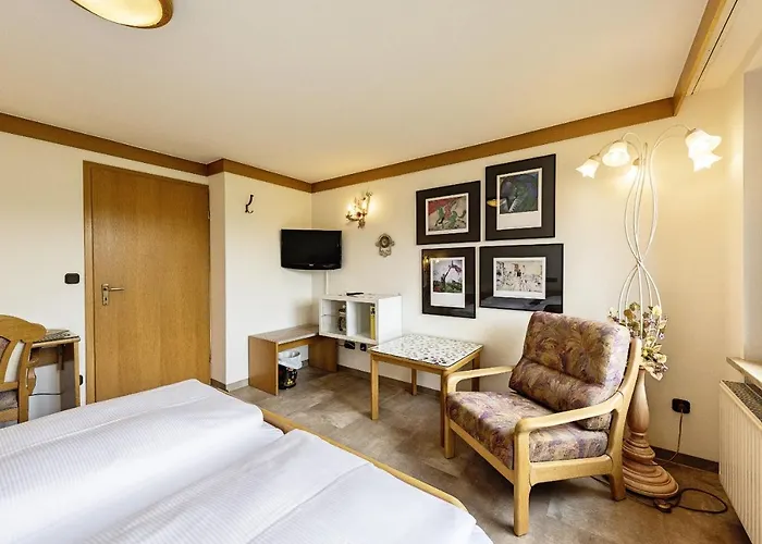 Hotel Lindenhof Hubmersberg 4*