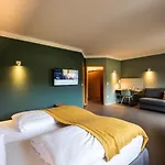 Lindenhof Hubmersberg Hotel 4*