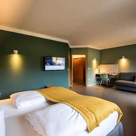 Lindenhof Hubmersberg Hotel 4*