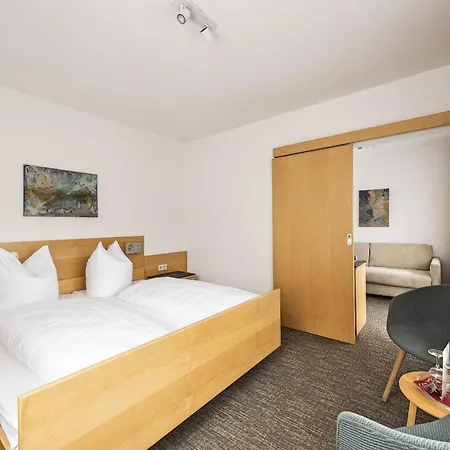 Lindenhof Hubmersberg 4*