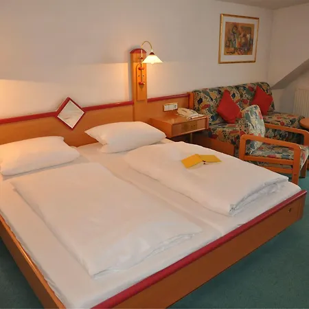 Lindenhof Hubmersberg Hotel 4*